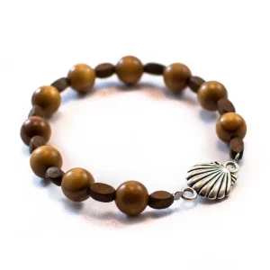 Bracelet-dizainier “Peregrino” – bois d’olivier, coquille Saint-Jacques